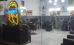 آرایشگاه مردانه دیاموند نشتارود